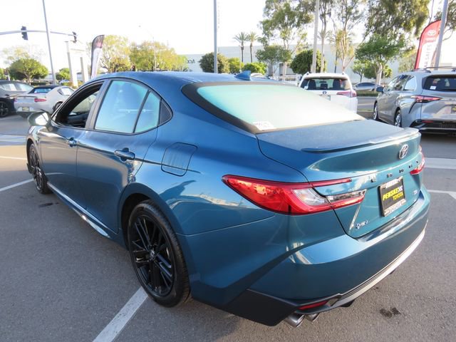 Certified 2025 Toyota Camry SE FWD image 8