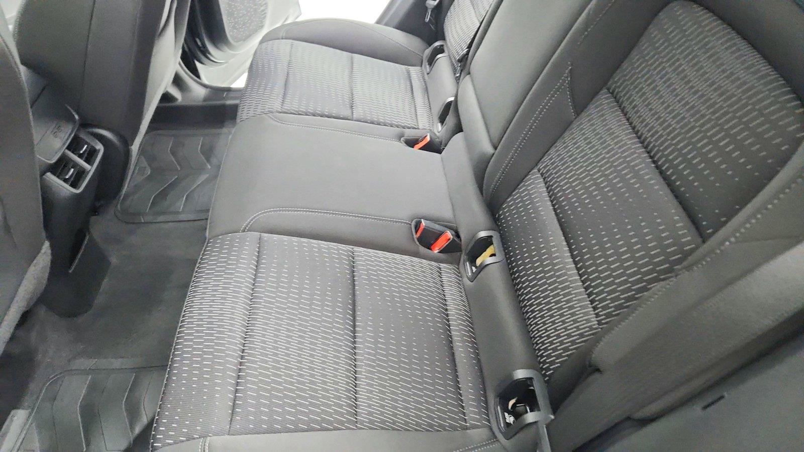 Used 2025 Chevrolet Equinox LT FWD image 20