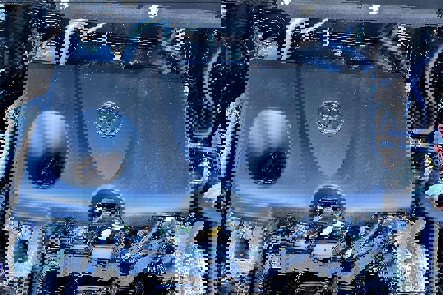 Used 2023 Toyota RAV4 LE image 32