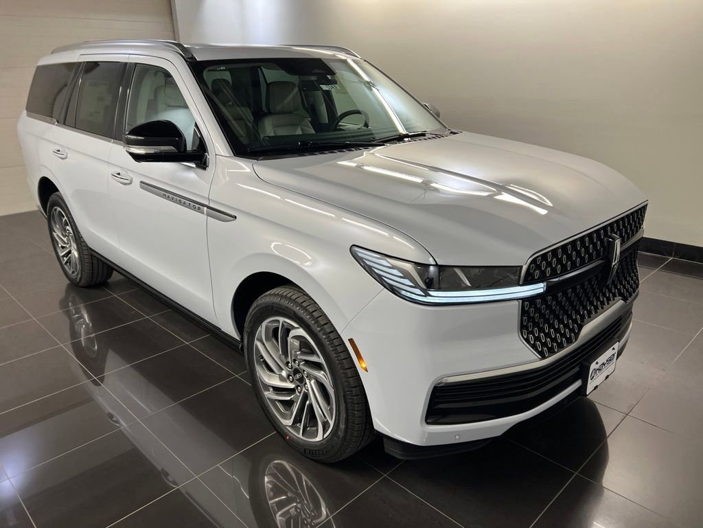 New 2026 Lincoln Navigator Reserve AWD/4WD image 1