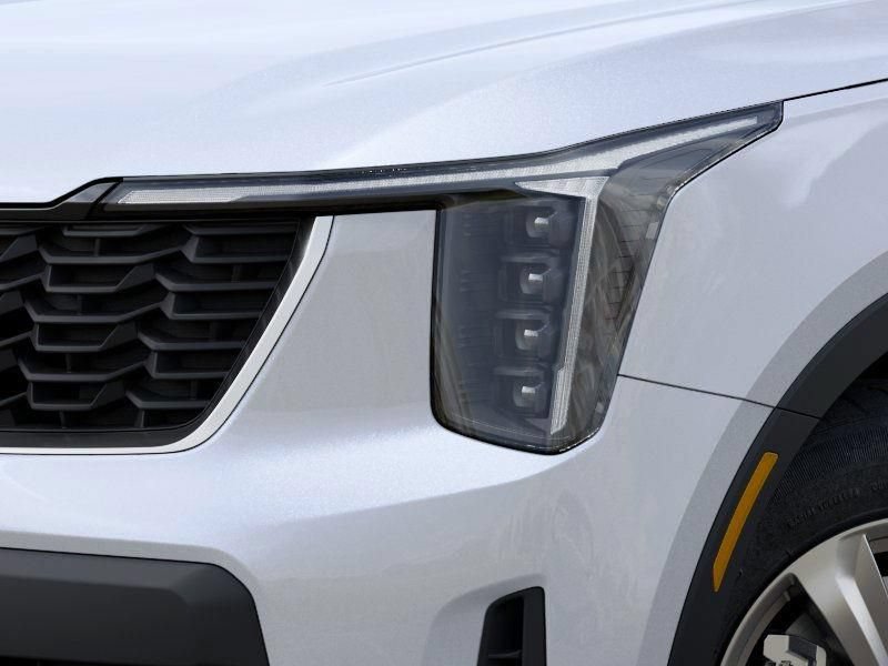New 2026 Kia Sorento LX FWD image 10