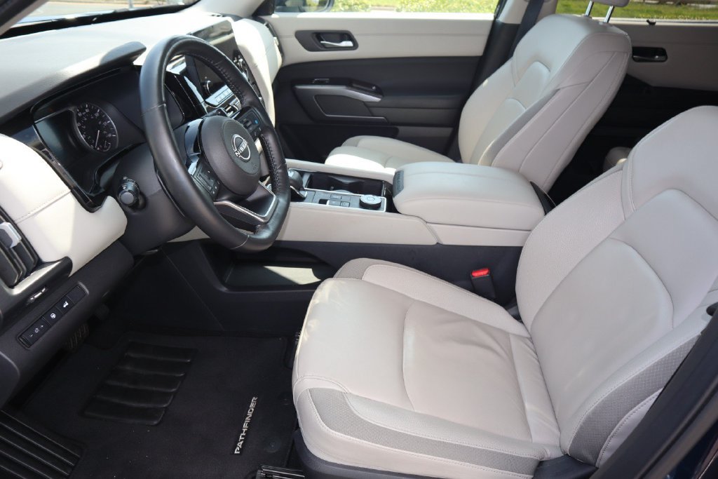 Certified 2024 Nissan Pathfinder SL AWD/4WD image 15