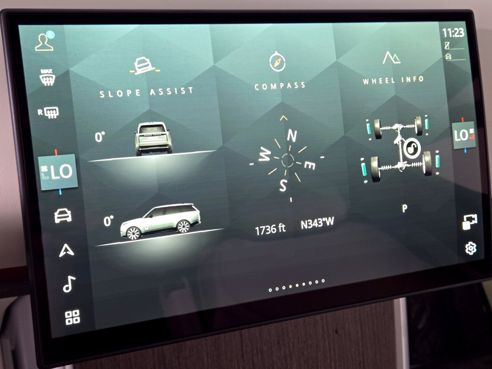 New 2027 Land Rover Range Rover SE AWD/4WD image 30