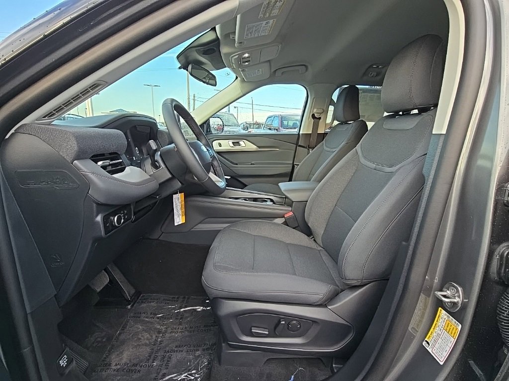 New 2026 Ford Explorer Active image 10