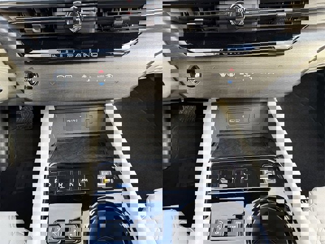 Used 2025 Nissan Murano SL w/ Cargo Package image 32