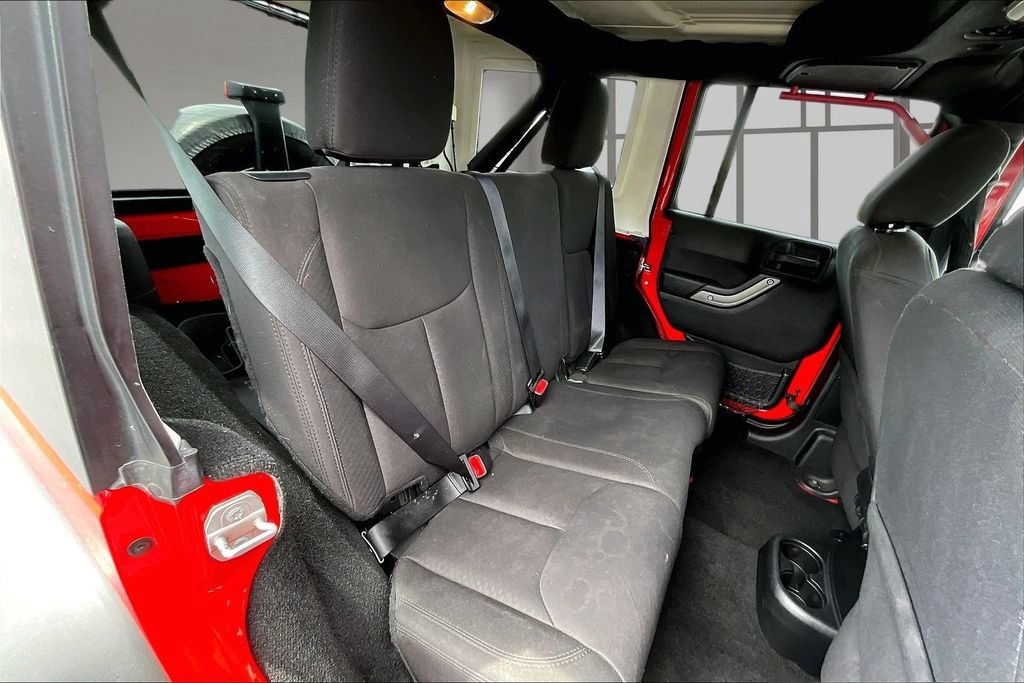 Used 2015 Jeep Wrangler Unlimited Sport w/ Quick Order Package 24S AWD/4WD image 22
