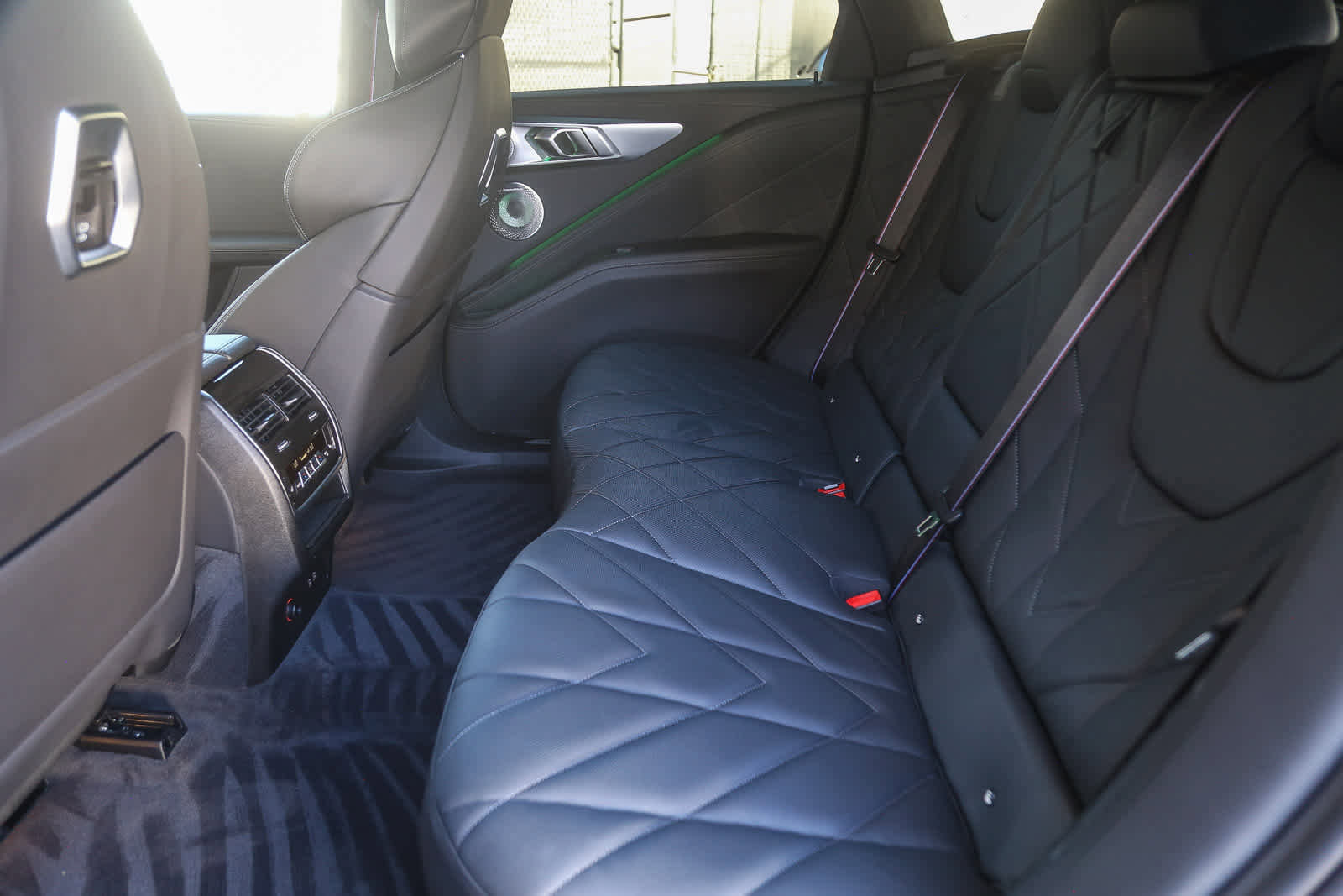 Certified 2024 BMW XM w/ M Driver's Package image 15