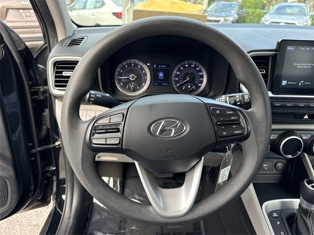 Used 2020 Hyundai Venue SEL image 14