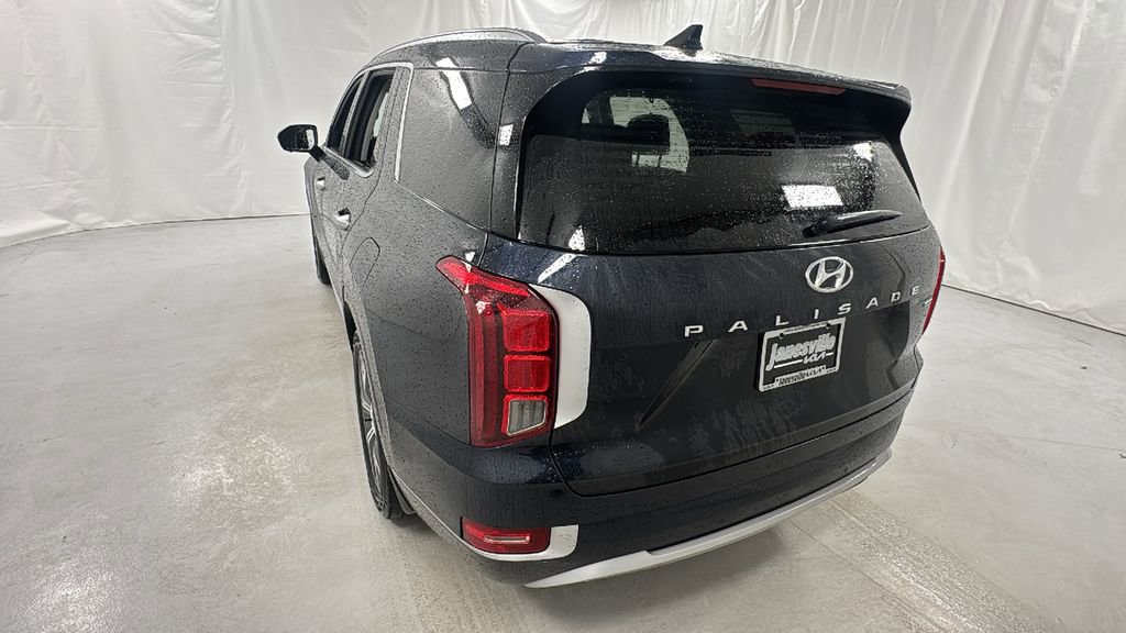 Used 2022 Hyundai Palisade Limited w/ Winter Package image 5