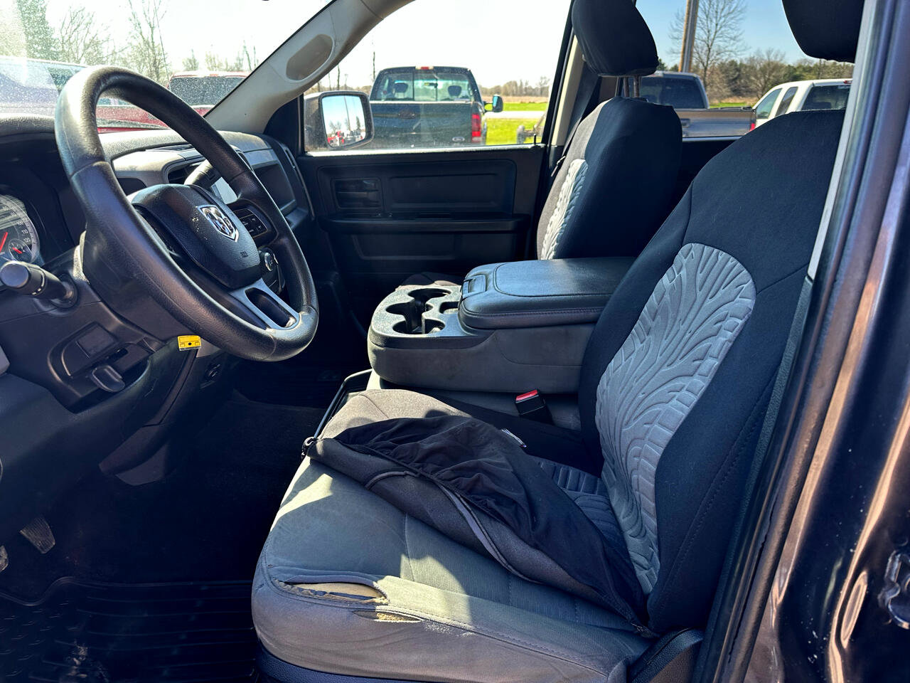 Used 2015 RAM 1500 Express image 10