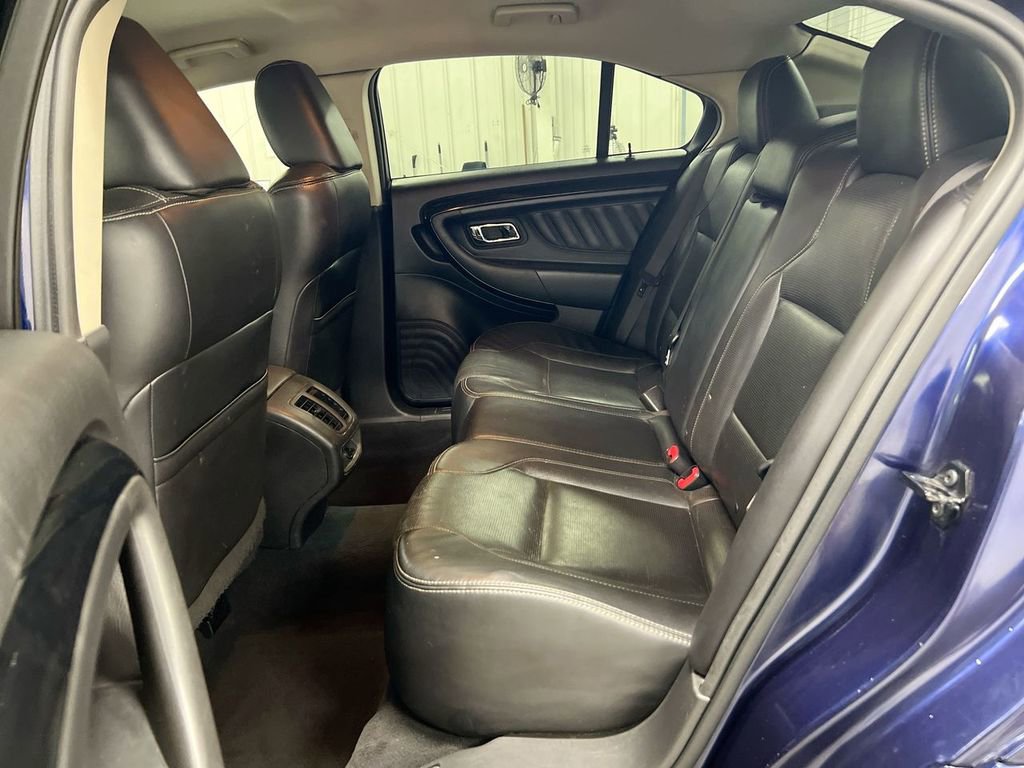 Used 2011 Ford Taurus Limited FWD image 16