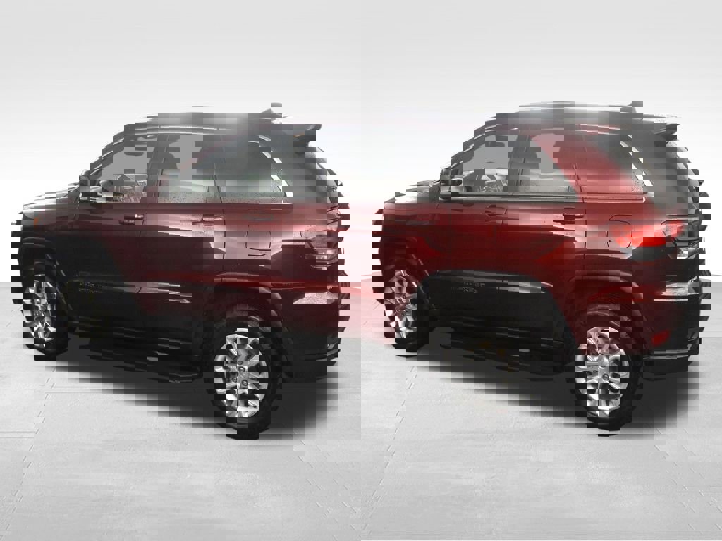 Used 2022 Jeep Grand Cherokee Laredo X image 4