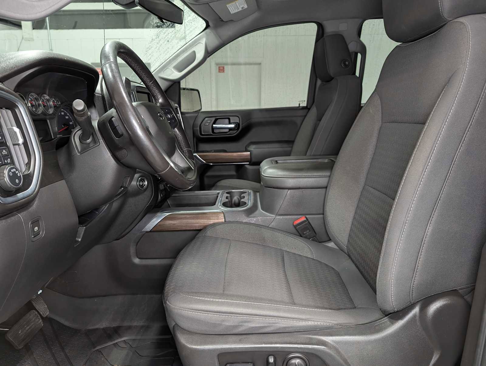 Used 2020 Chevrolet Silverado 1500 RST image 4