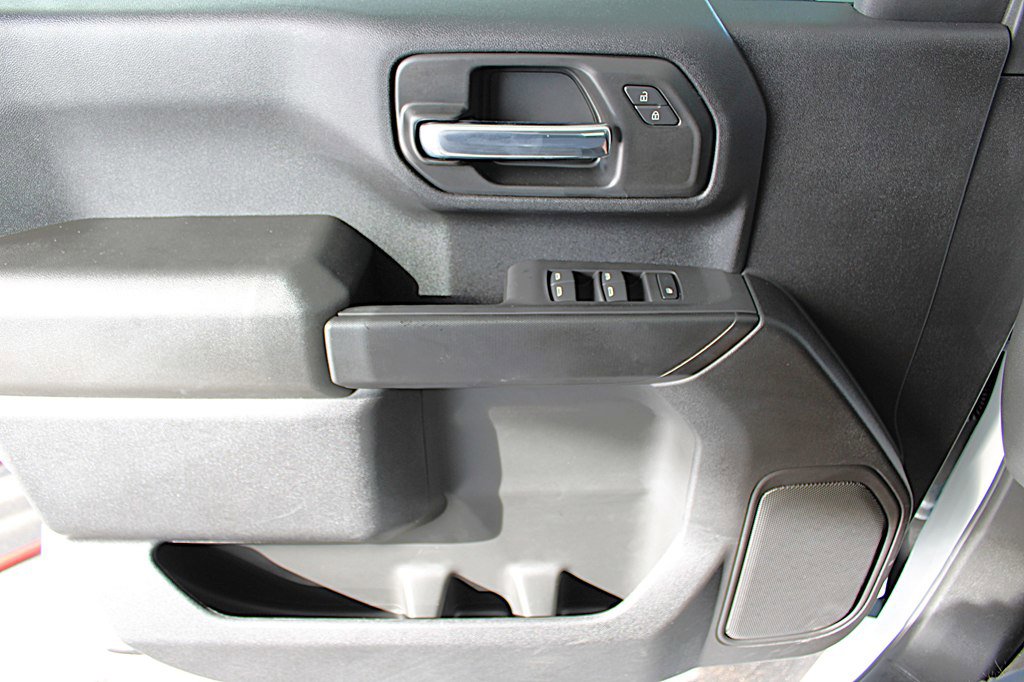 Used 2026 Chevrolet Silverado 2500 W/T image 18