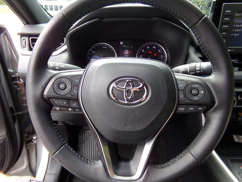 Used 2022 Toyota RAV4 SE image 46