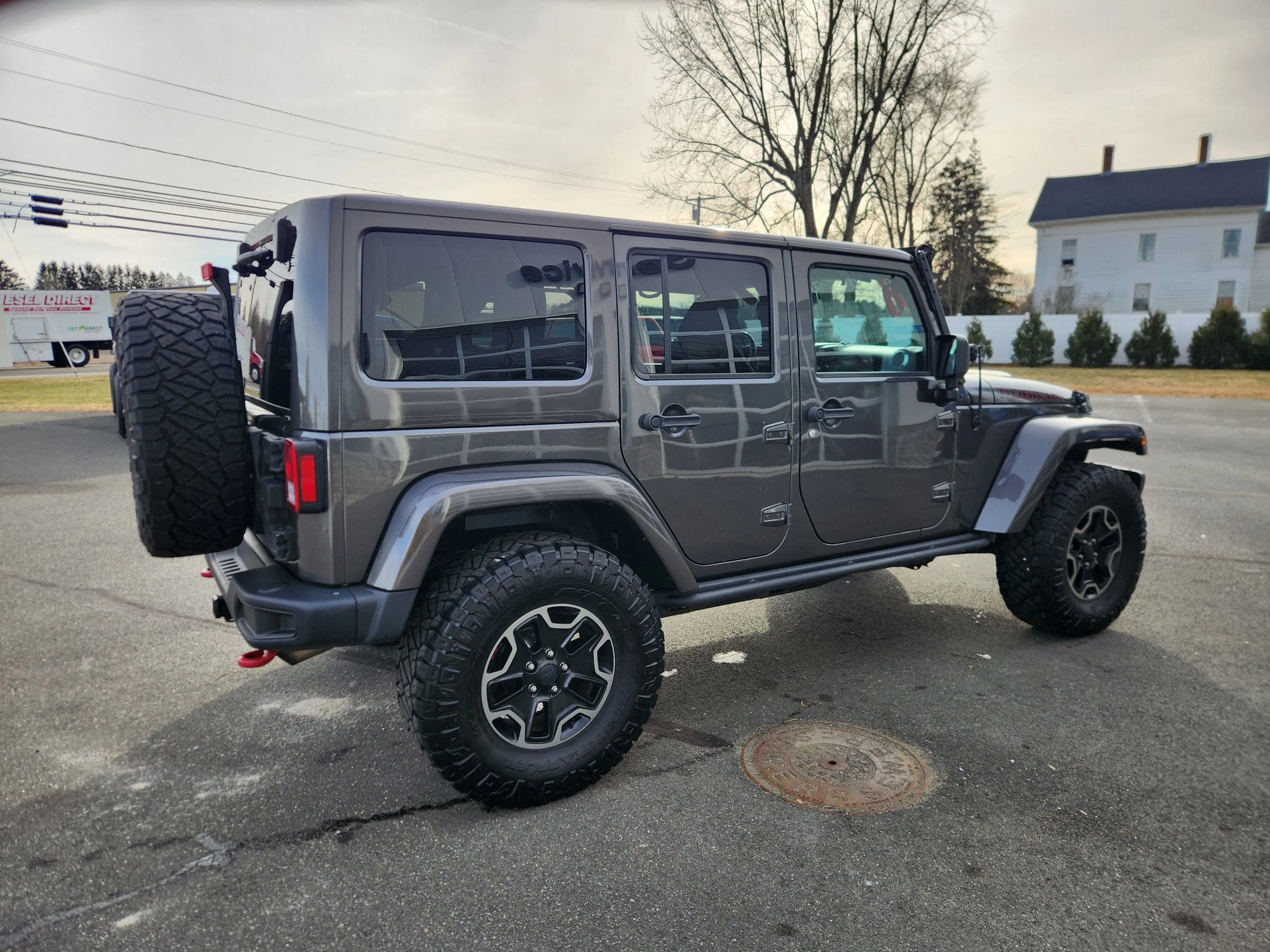 Used 2016 Jeep Wrangler Unlimited Rubicon image 16