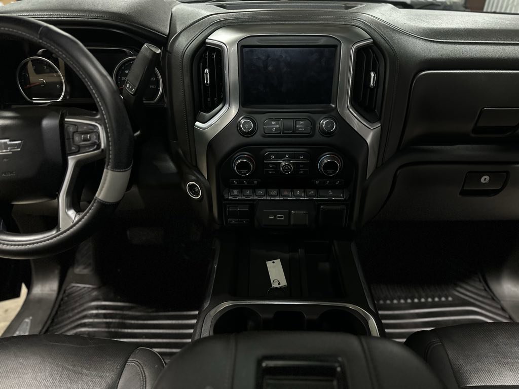 Used 2021 Chevrolet Silverado 2500 LTZ w/ LTZ Plus Package image 36