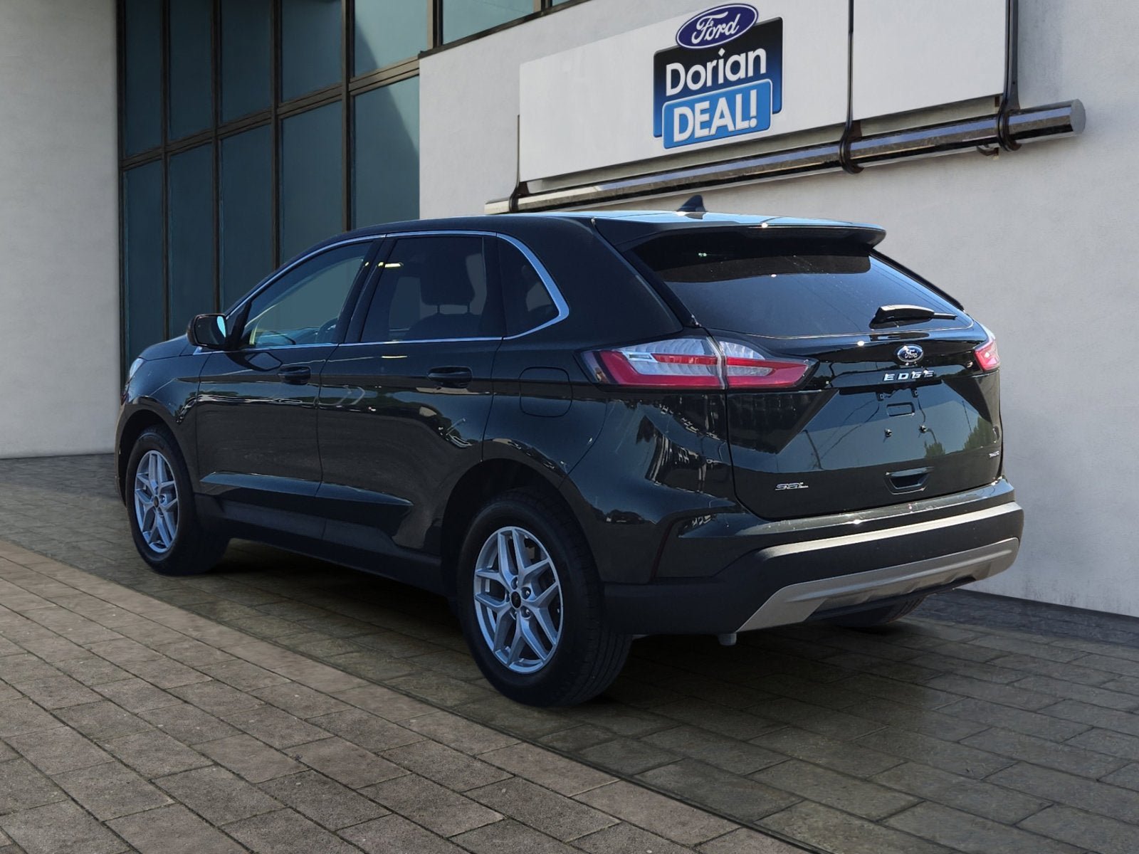 Used 2024 Ford Edge SEL w/ Convenience Package AWD/4WD image 5