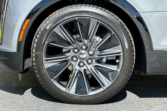 New 2026 Cadillac Lyriq Signature Sport w/ Nappa Leather Package image 25