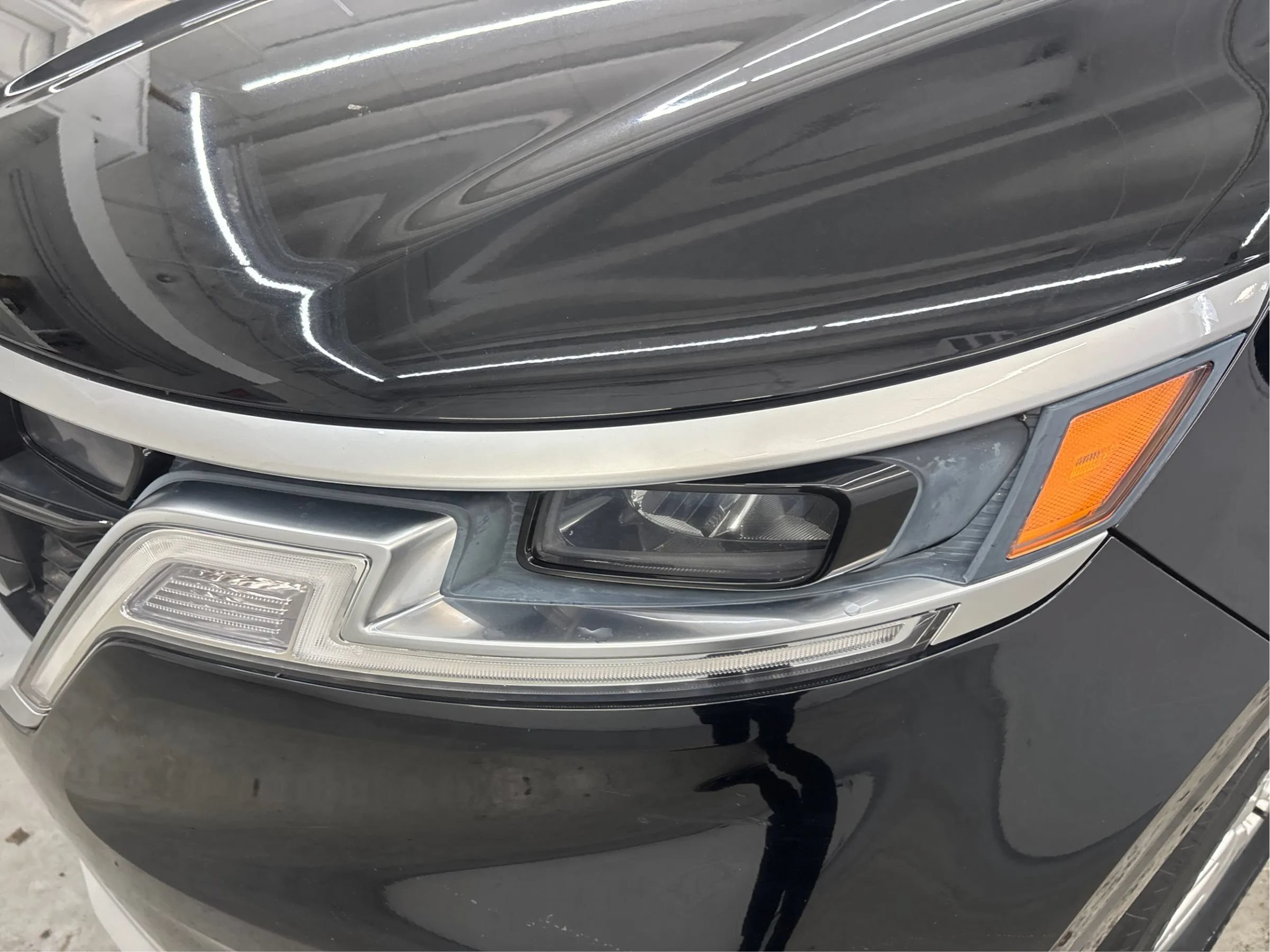 Used 2022 Kia Carnival LX FWD image 31