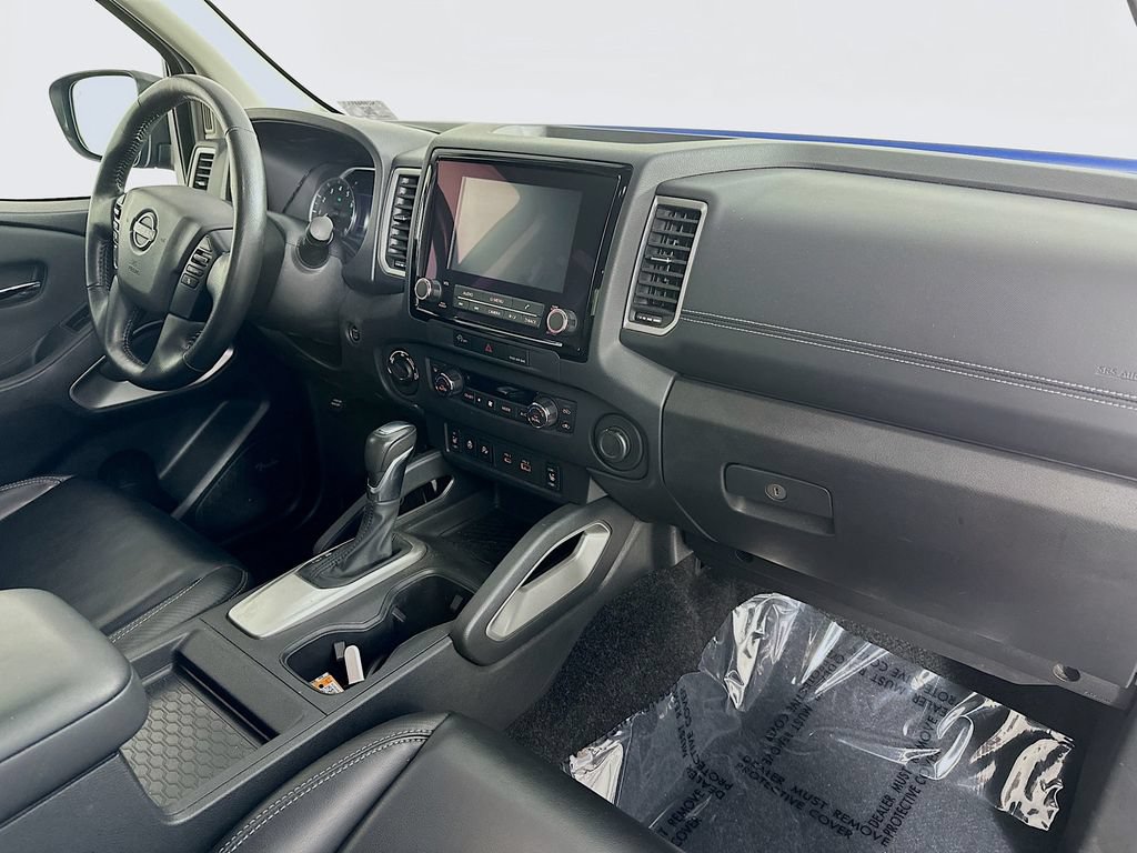 Certified 2024 Nissan Frontier SL w/ Technology Package AWD/4WD image 37