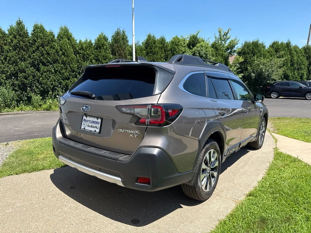 Used 2024 Subaru Outback Limited XT AWD/4WD image 4