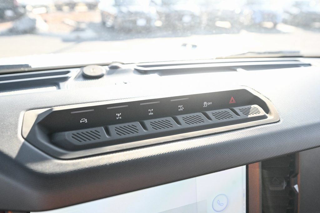 New 2025 Ford Bronco Badlands AWD/4WD image 35
