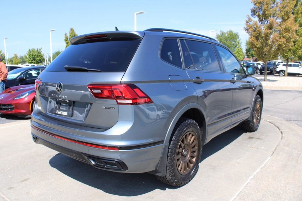 Used 2022 Volkswagen Tiguan SE R-Line image 7