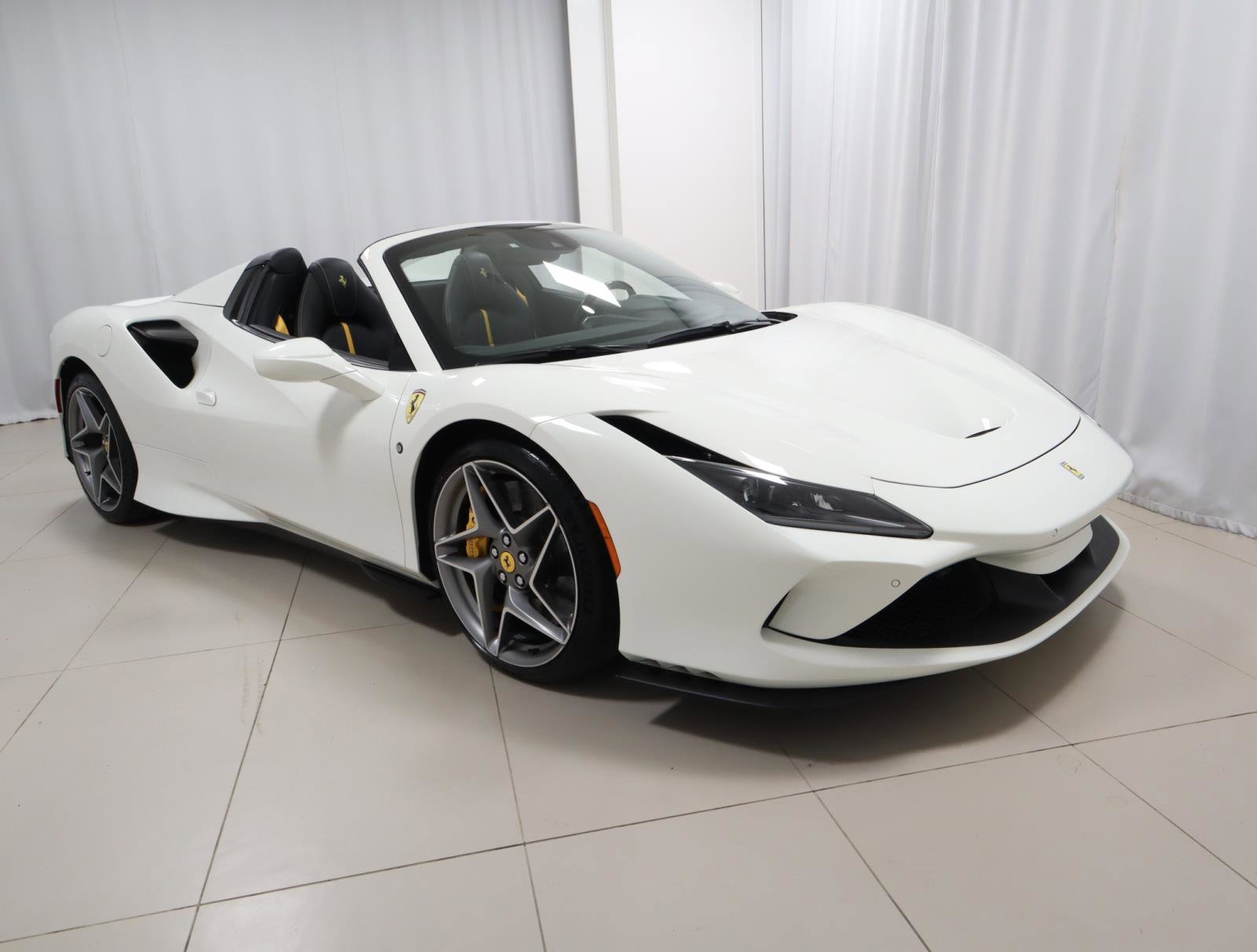 Used 2021 Ferrari F8 Tributo image 6