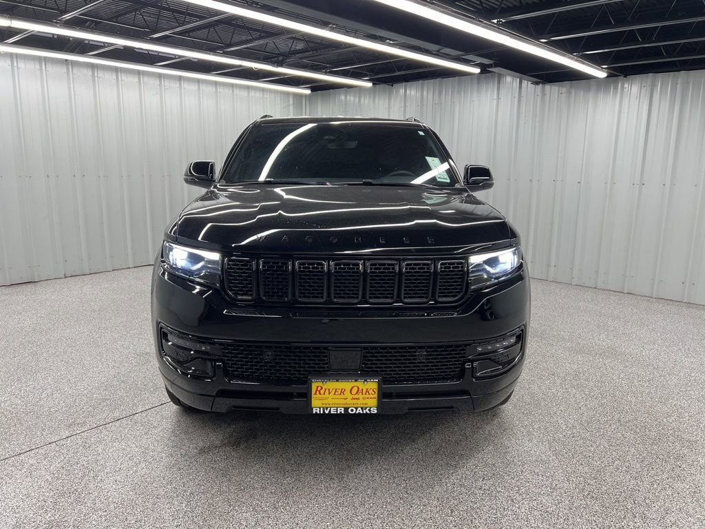 Used 2025 Jeep Wagoneer Series II image 2