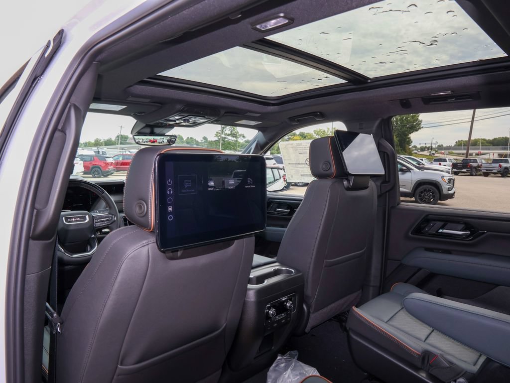 New 2026 GMC Yukon AT4 w/ AT4 Premium Plus Package AWD/4WD image 15