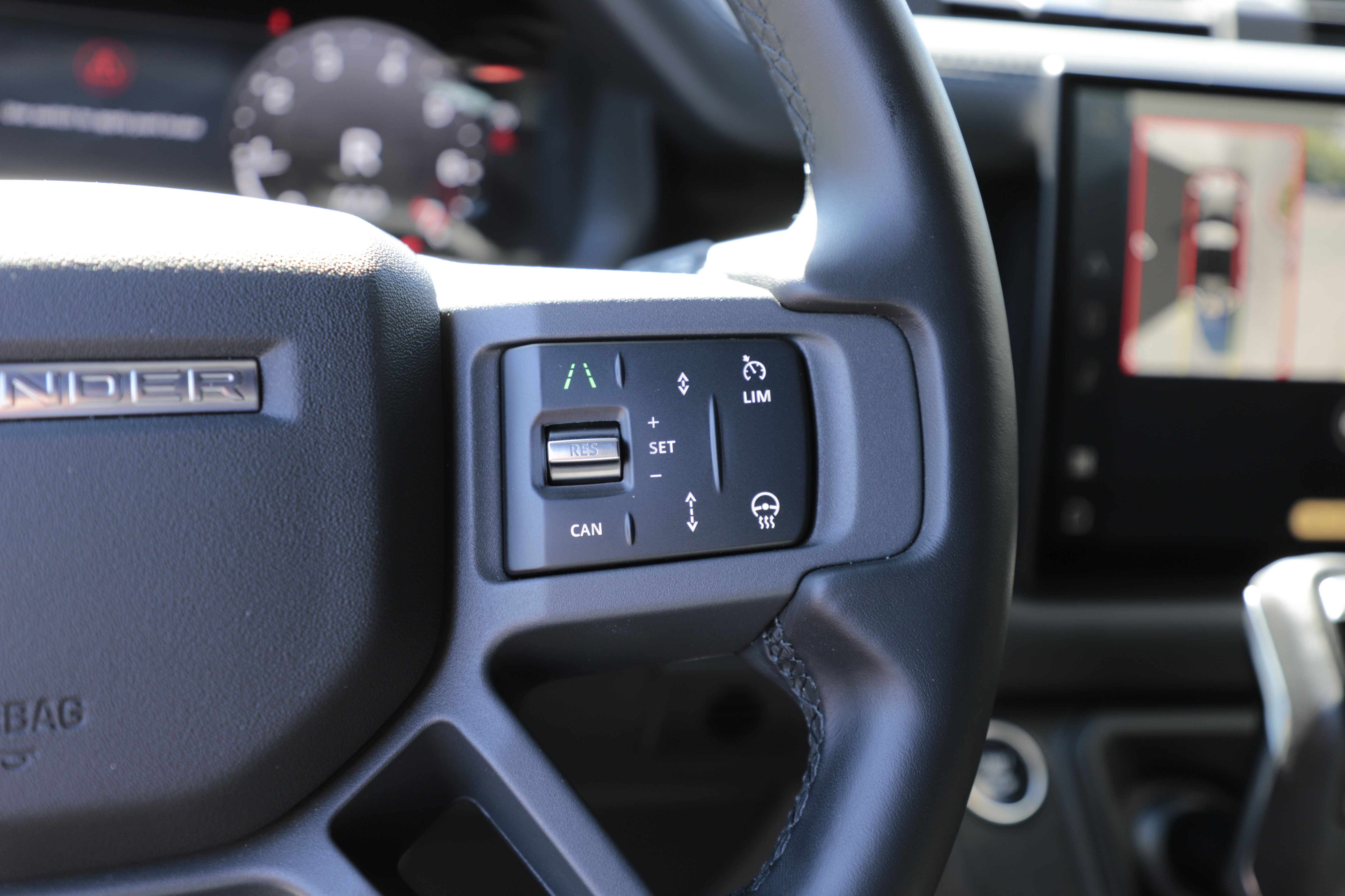 Certified 2025 Land Rover Defender 110 S AWD/4WD image 24