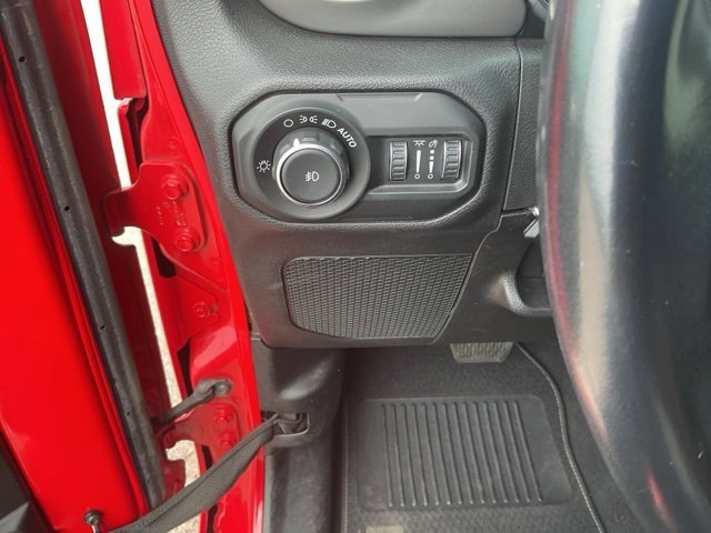 Used 2021 Jeep Wrangler Unlimited Sport image 18