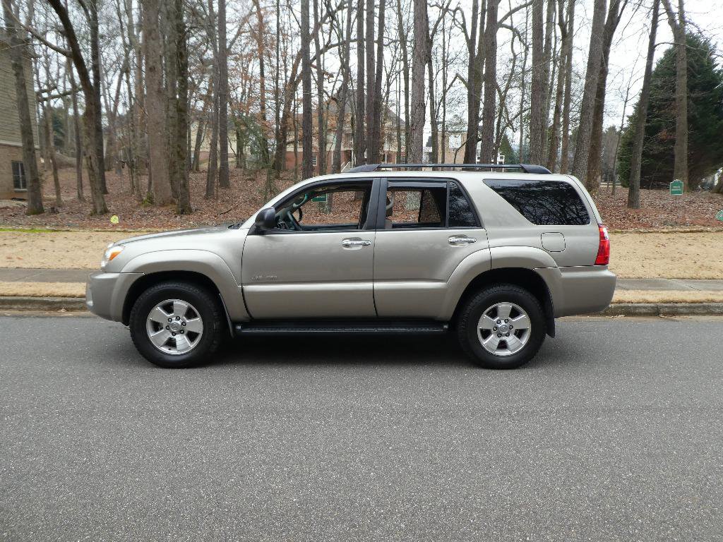 Used 2009 Toyota 4Runner SR5 image 32