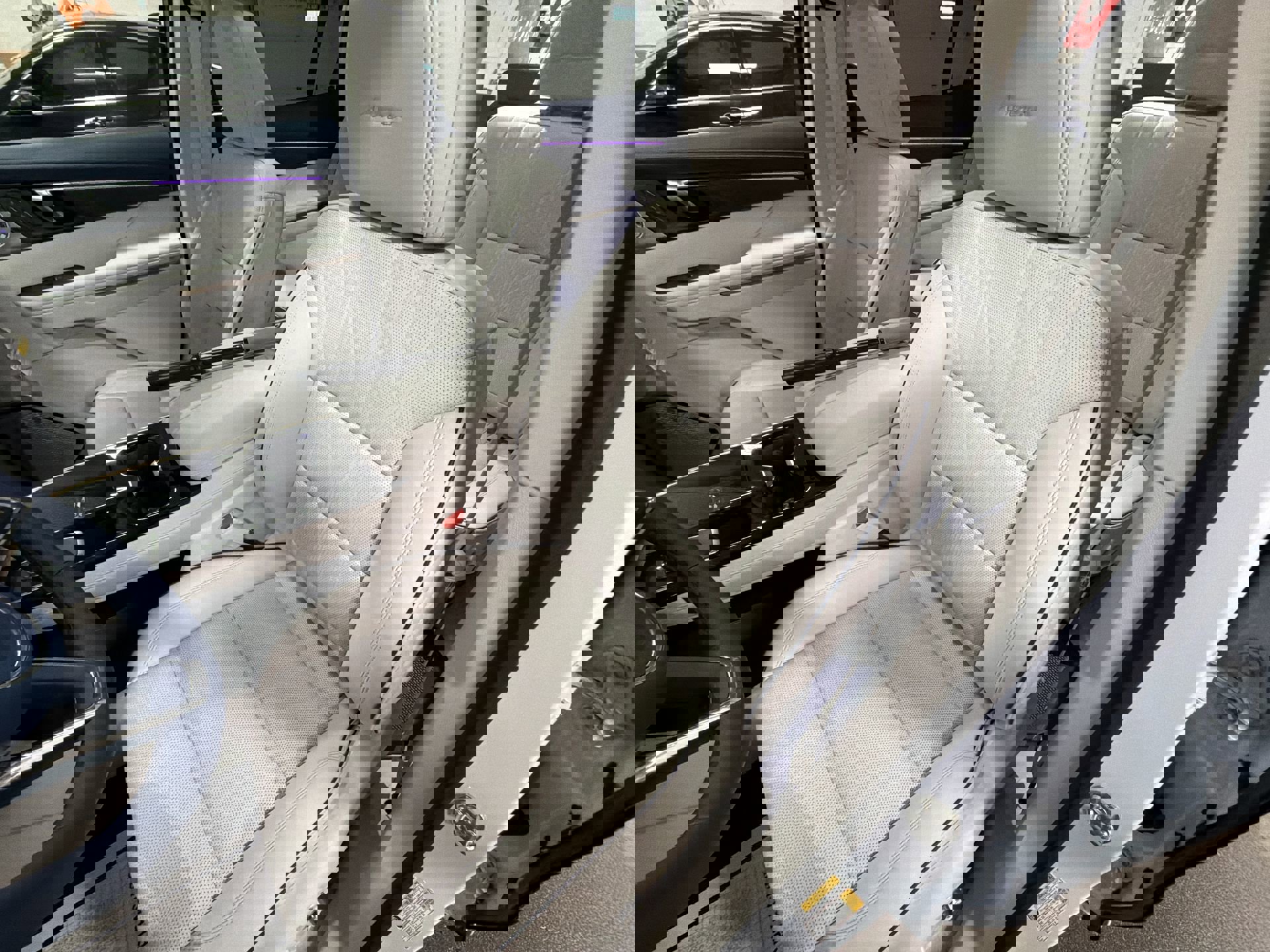 New 2026 Buick Enclave Avenir w/ Super Cruise Package image 21