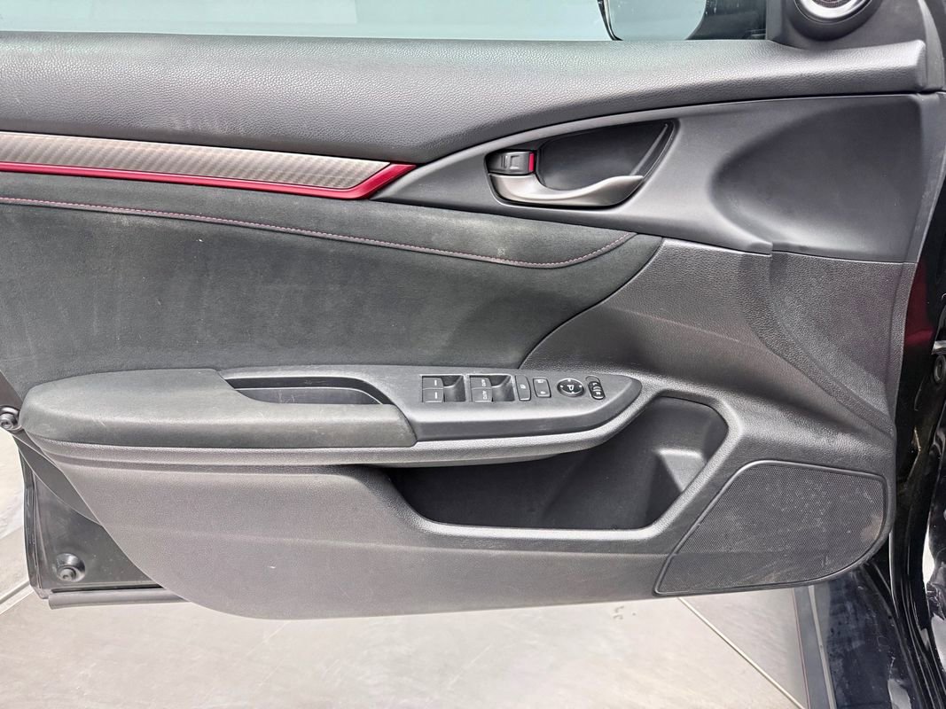 Used 2017 Honda Civic Type R image 15