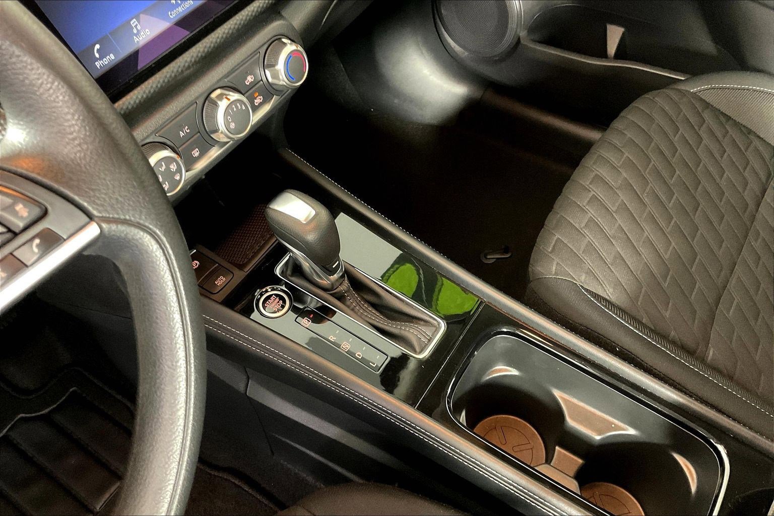 Certified 2023 Nissan Kicks SV image 17