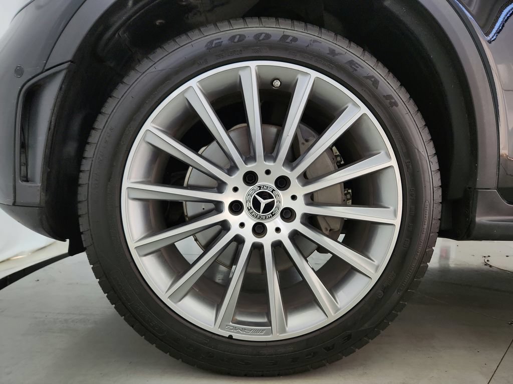Used 2021 Mercedes-Benz GLC 300 4MATIC Coupe image 34