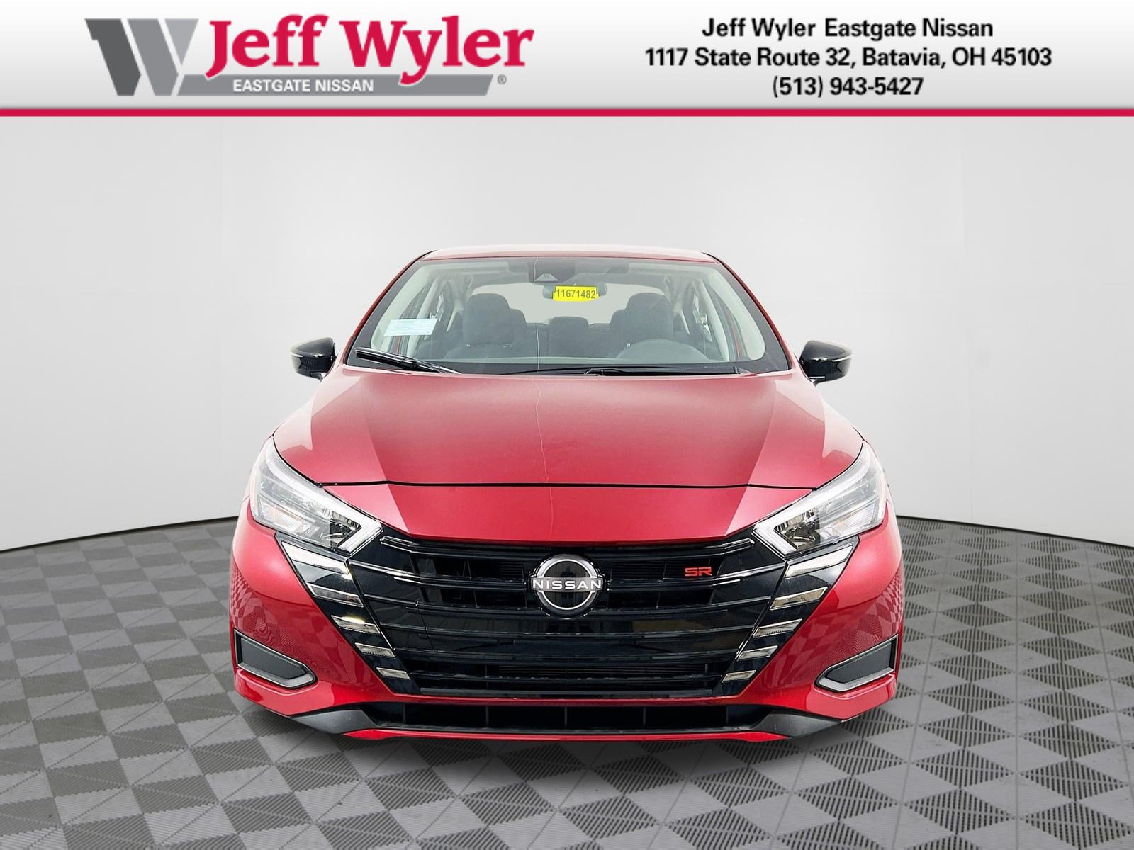 New 2025 Nissan Versa SR w/ Trunk Package FWD image 25