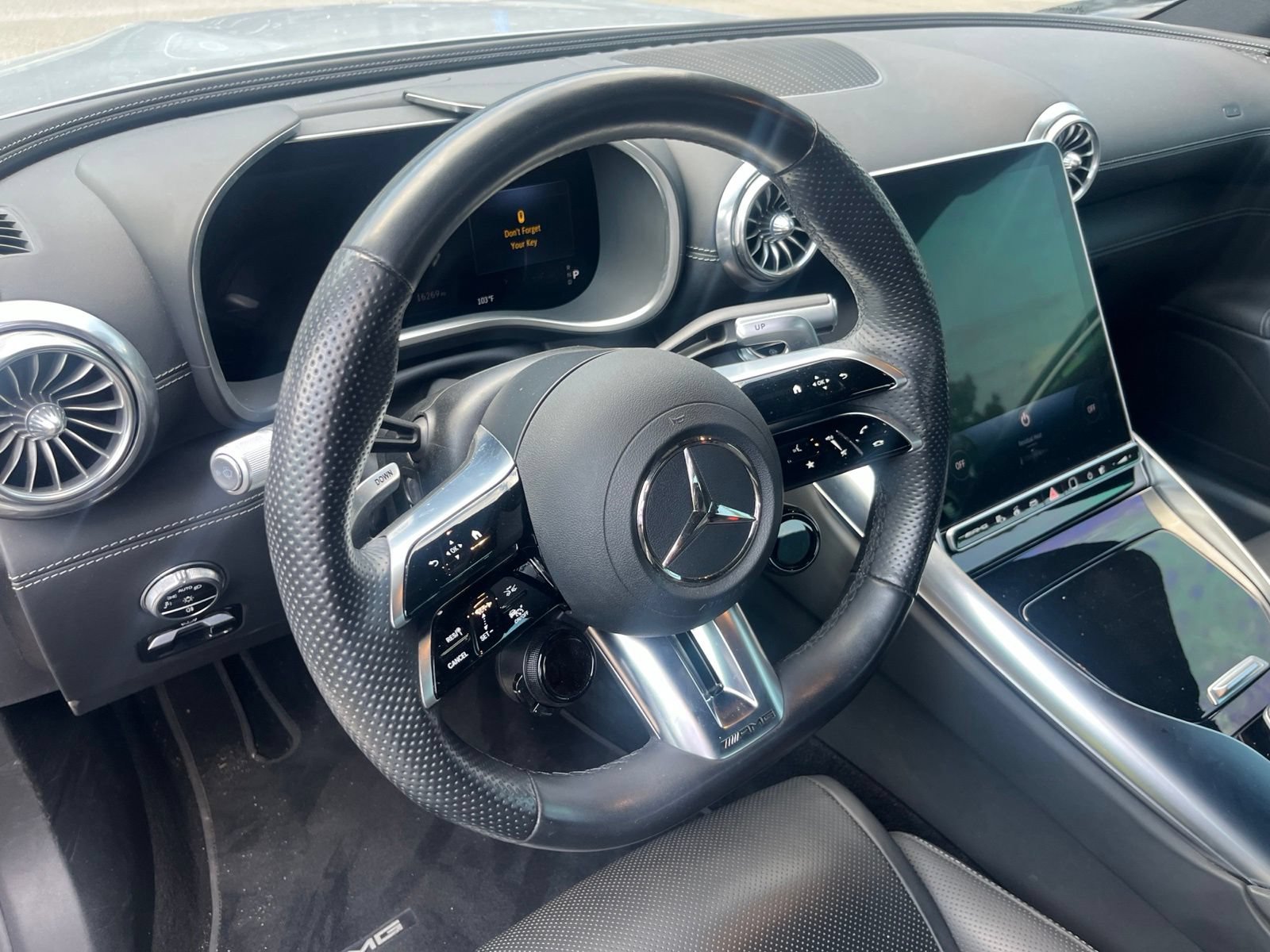 Used 2023 Mercedes-Benz SL 43 AMG image 11