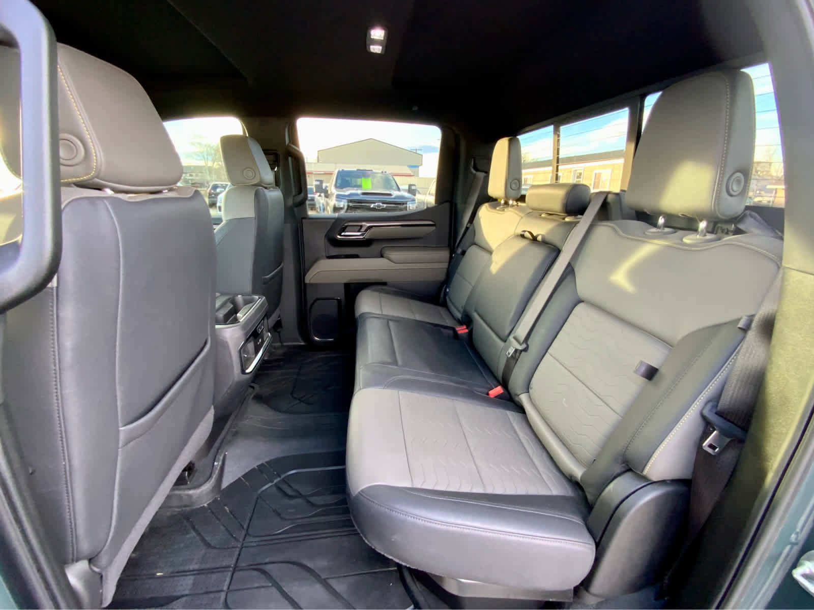 Certified 2025 Chevrolet Silverado 1500 ZR2 image 31