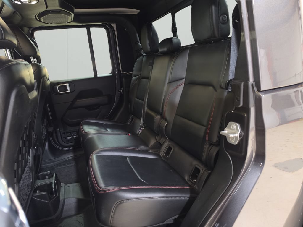 Used 2021 Jeep Gladiator Rubicon AWD/4WD image 16