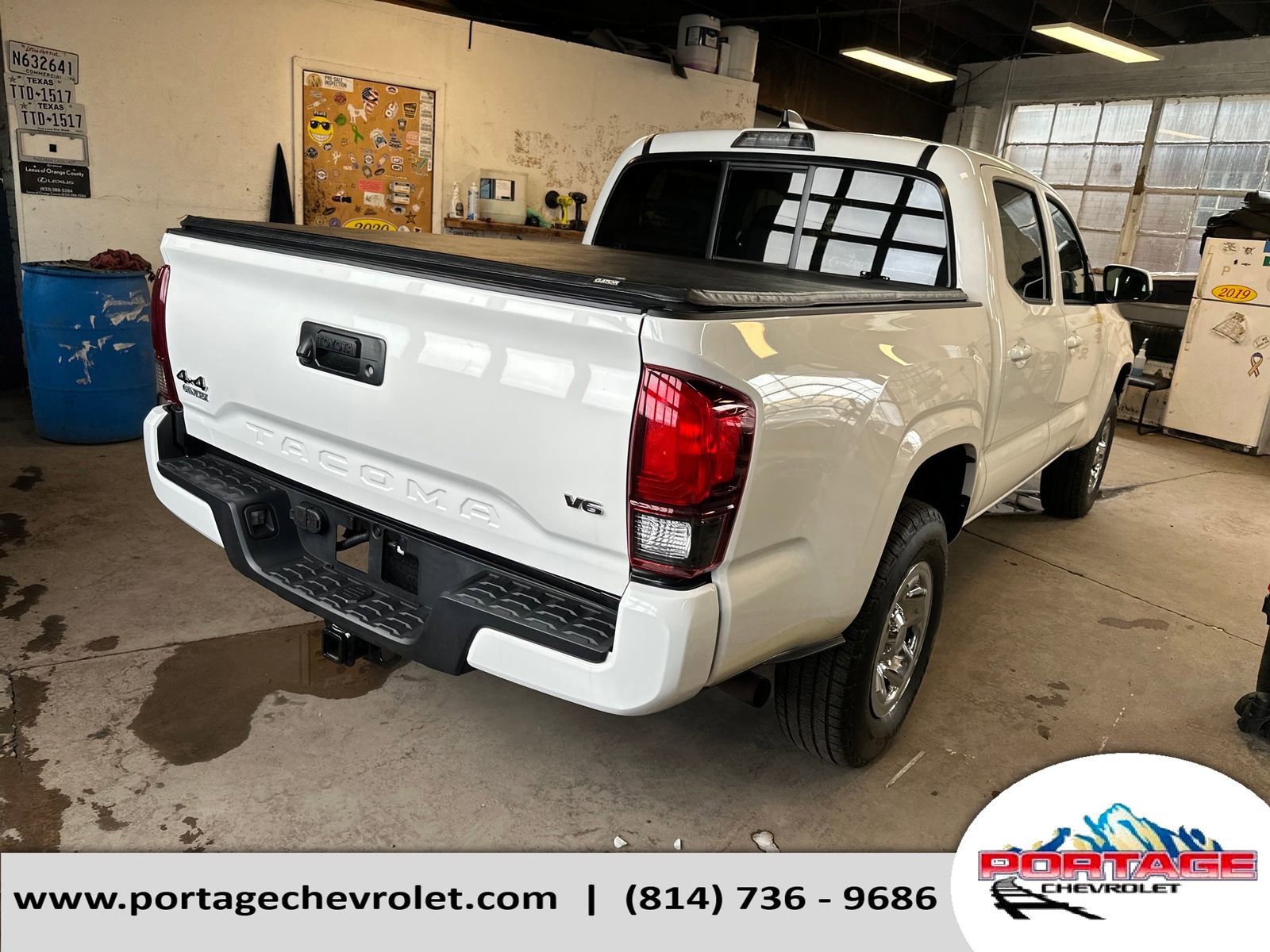 Used 2022 Toyota Tacoma SR AWD/4WD image 5