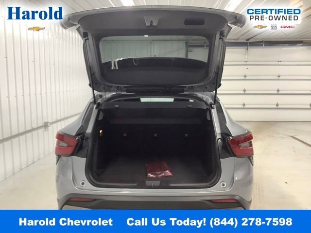 Certified 2025 Chevrolet Trax ACTIV w/ Sunroof Package image 5