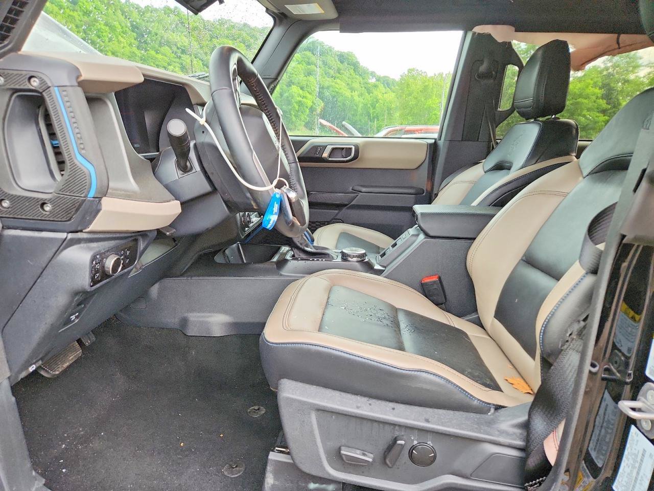 Used 2024 Ford Bronco Wildtrak AWD/4WD image 5