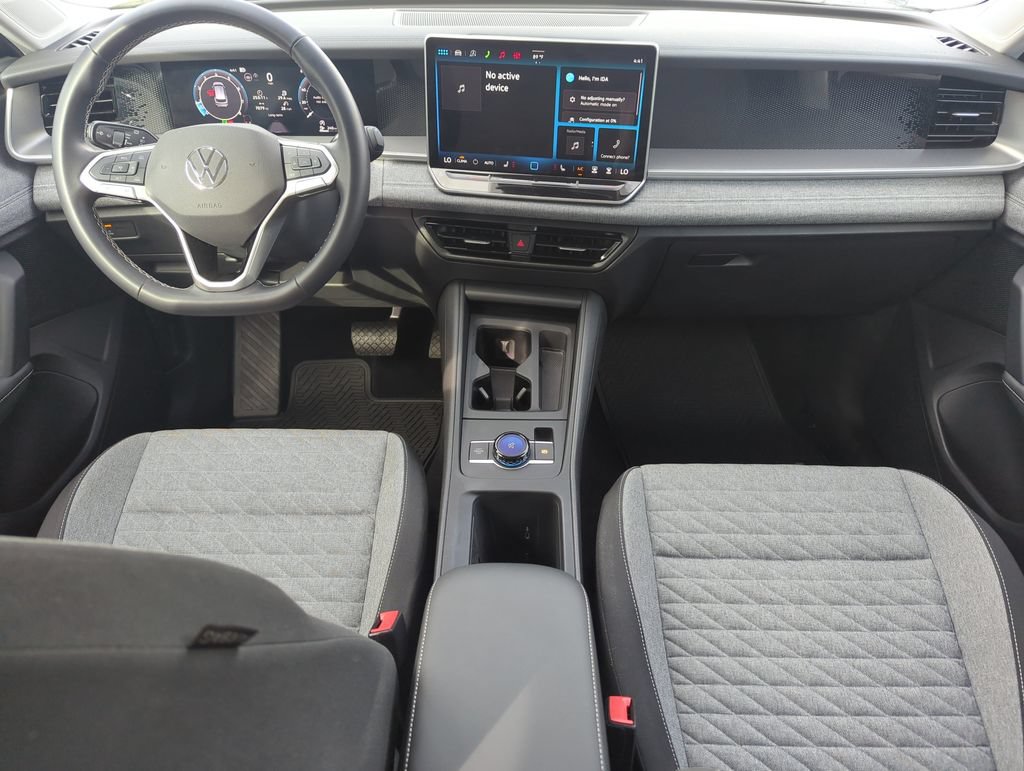 Used 2026 Volkswagen Tiguan S FWD image 15