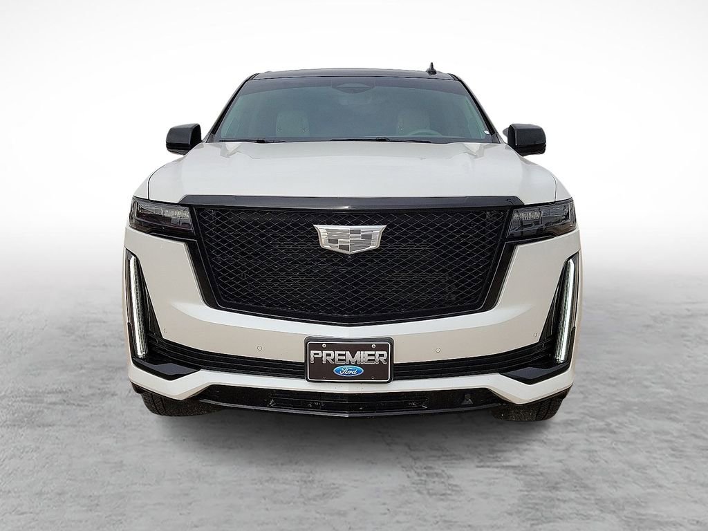 Used 2023 Cadillac Escalade Sport Platinum AWD/4WD image 3