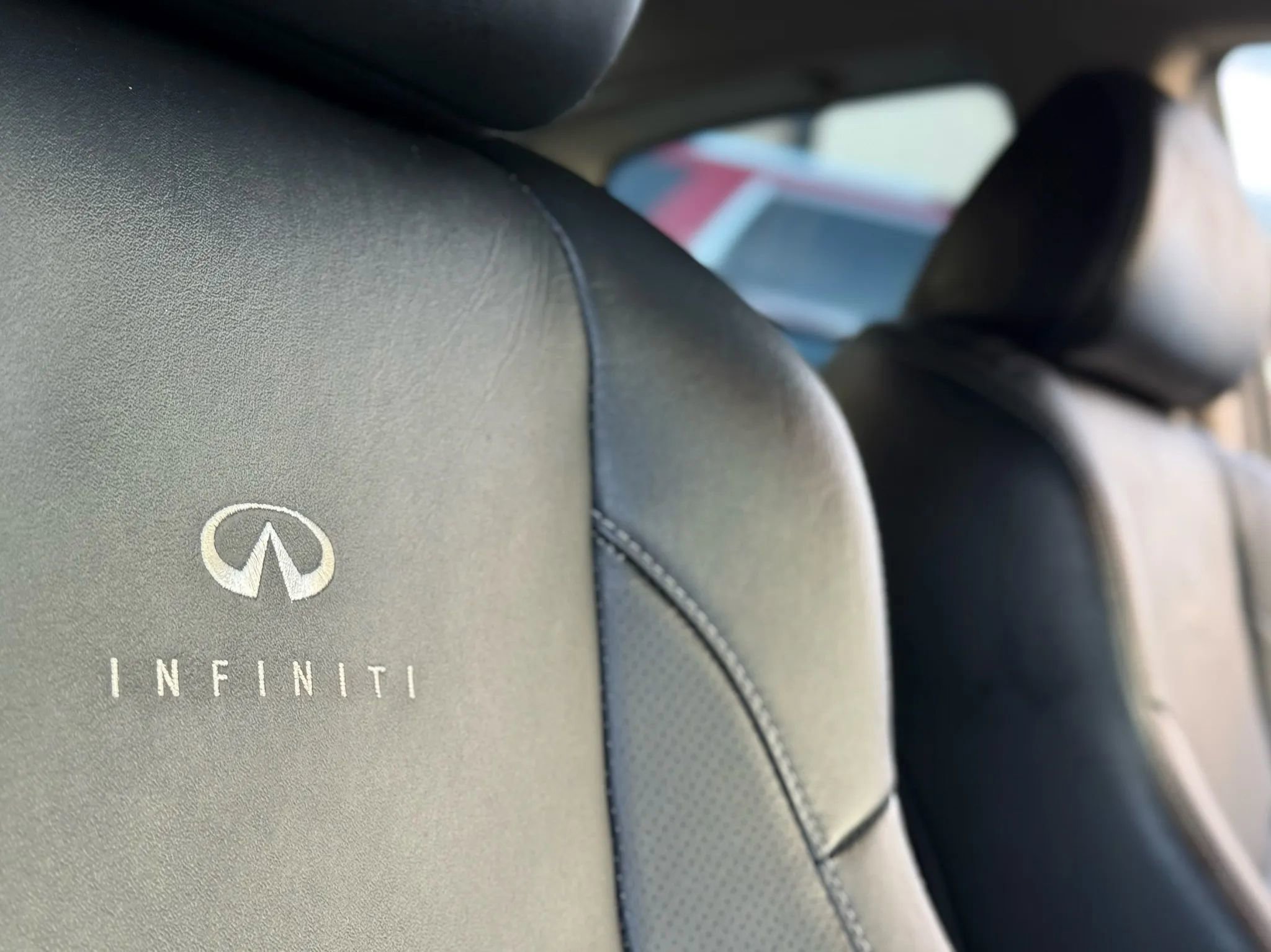 Used 2012 INFINITI G37 x Coupe w/ Premium Pkg image 28