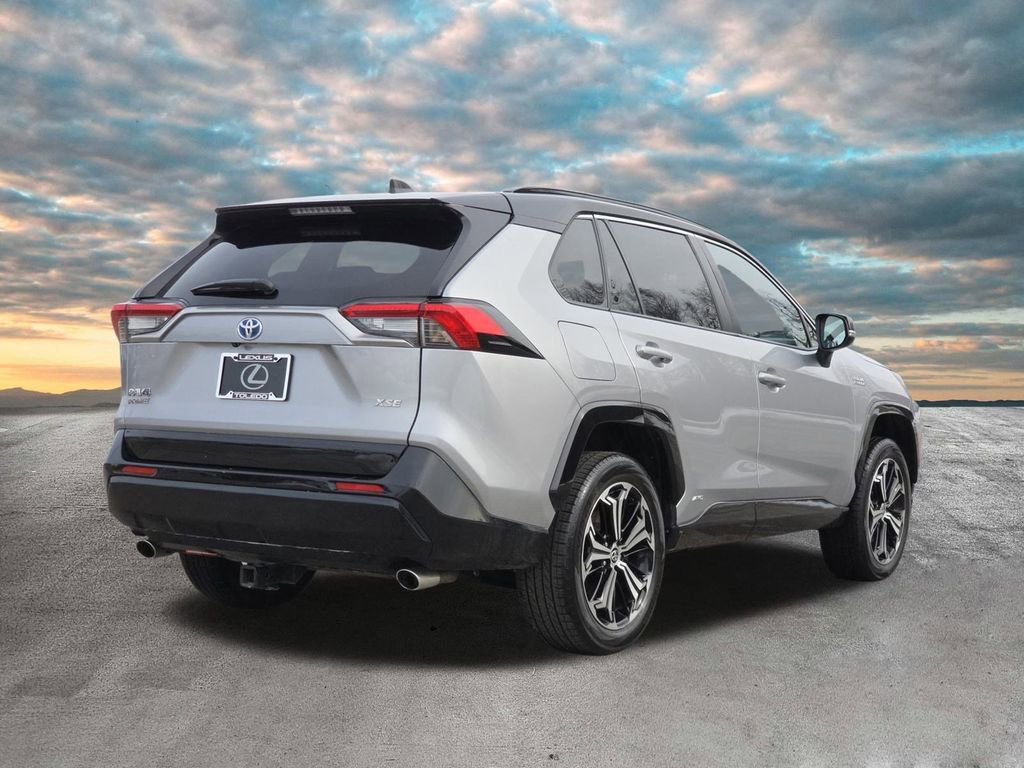 Used 2024 Toyota RAV4 XSE w/ Weather Package image 8