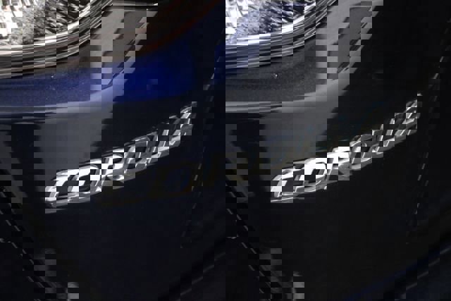 Used 2022 Toyota Corolla LE image 9